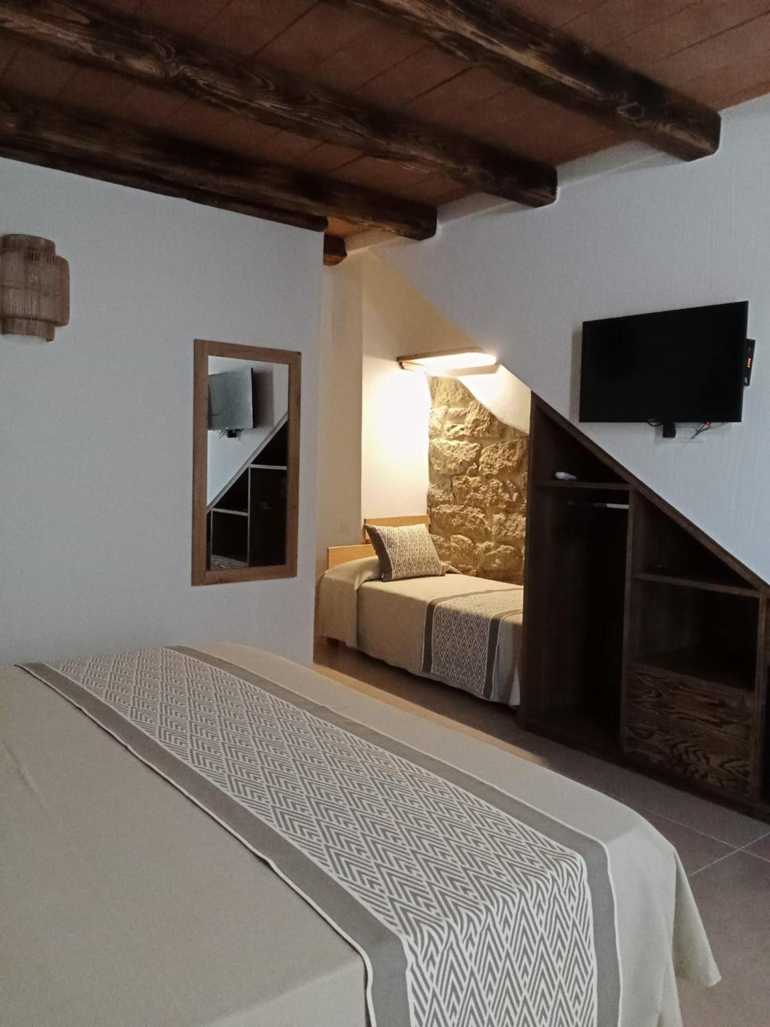 Il Busciolotto Hotell Santa Teresa Gallura Exteriör bild