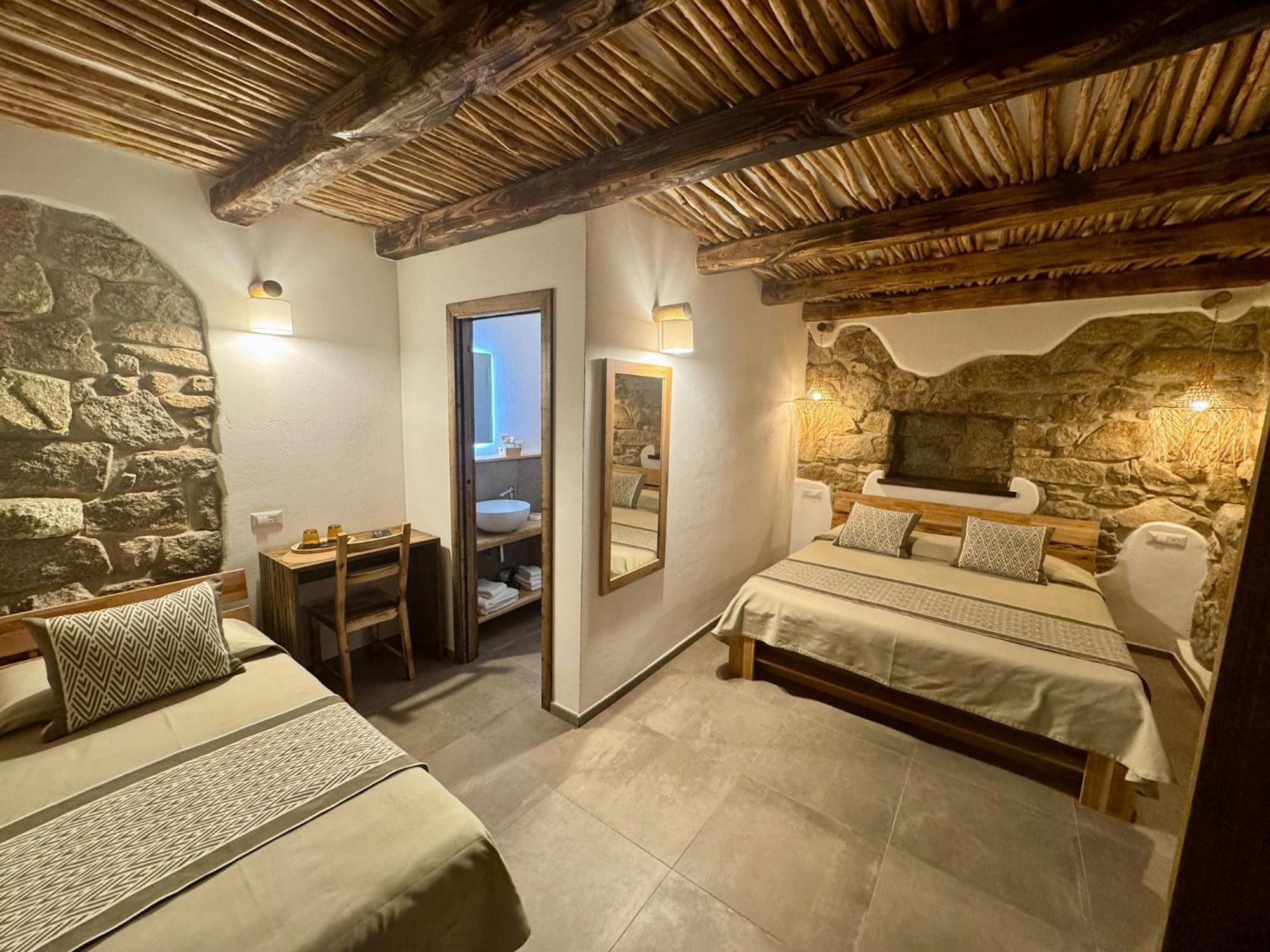 Il Busciolotto Hotell Santa Teresa Gallura Exteriör bild