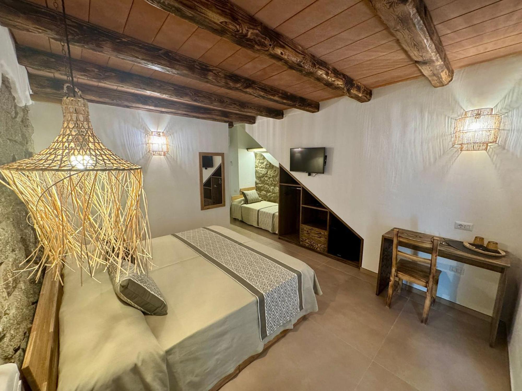 Il Busciolotto Hotell Santa Teresa Gallura Exteriör bild